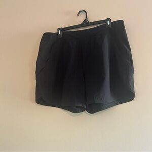 Lands end Women's Black Shorts running hiking pockets